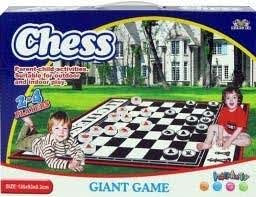 Juego gigante de ajedrez