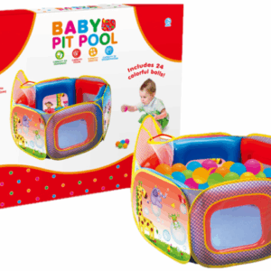 Piscina con inflable en su interior, pelotas y actividades
